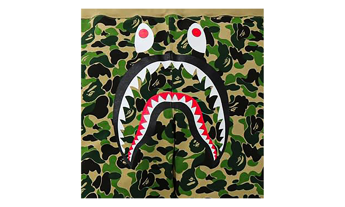 BAPE ABC Camo Shark Sweatshorts Green Camo Z86JZXBA
