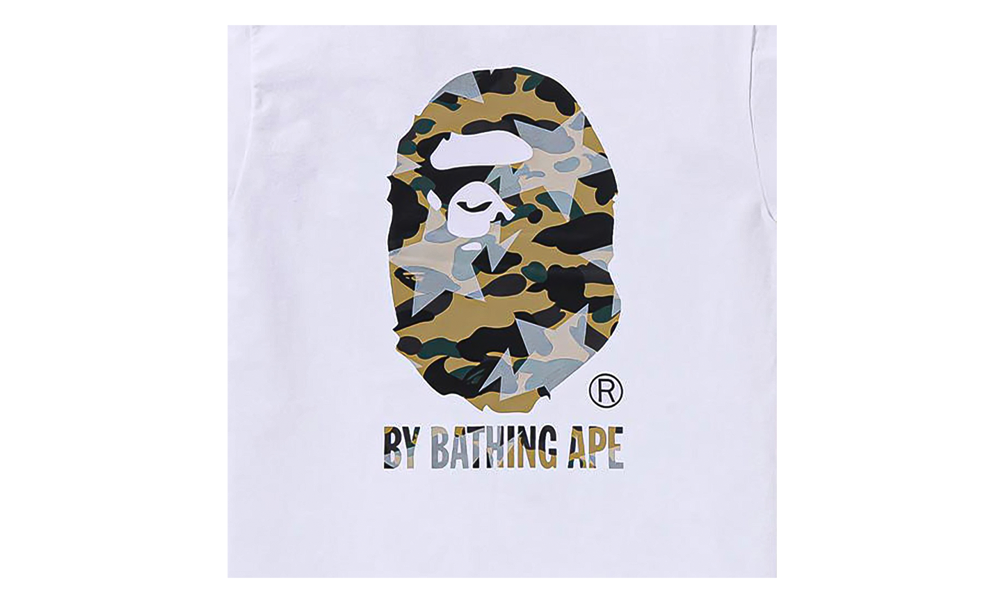 BAPE STA Overprint 1st Camo Tee White 0ZXTEM023101Q WHR