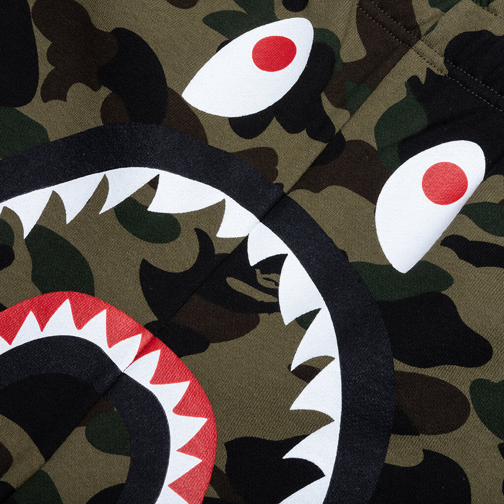 A BATHING APE 1ST Camo Shark Regular Fit Sweat Shorts - Green