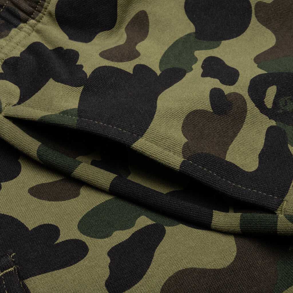 A BATHING APE 1st Camo 6 Pocket Sweat Shorts - Green