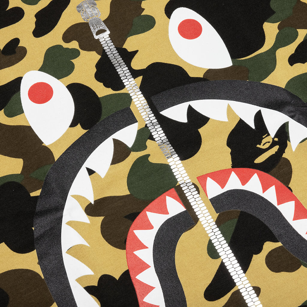 A BATHING APE 1st Camo Shark Tee - Yellow