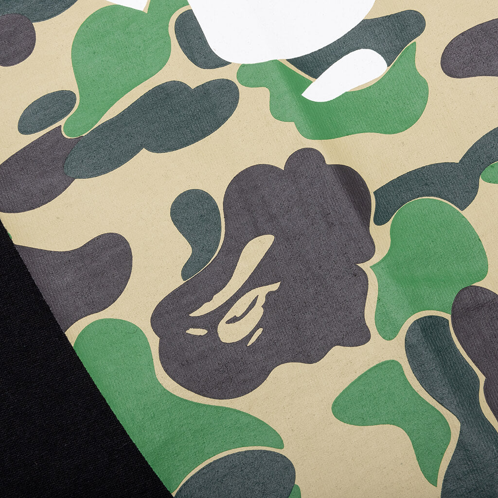 A BATHING APE Abc Camo Side Big Ape Head Tee - Black/Green