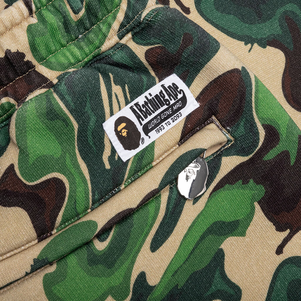 A BATHING APE Bape Art Camo Sweat Shorts - Green
