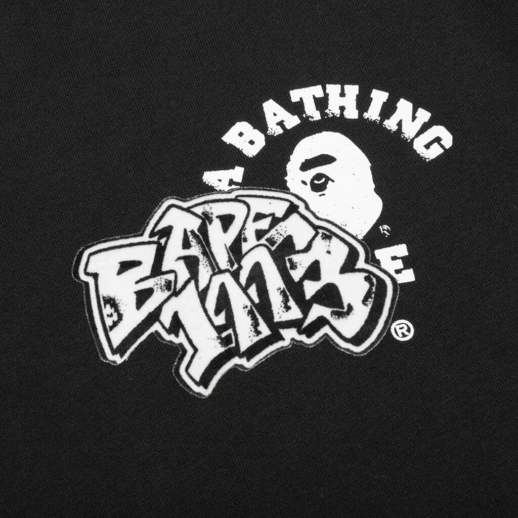 A BATHING APE Bape Comics Graphic Tee - Black