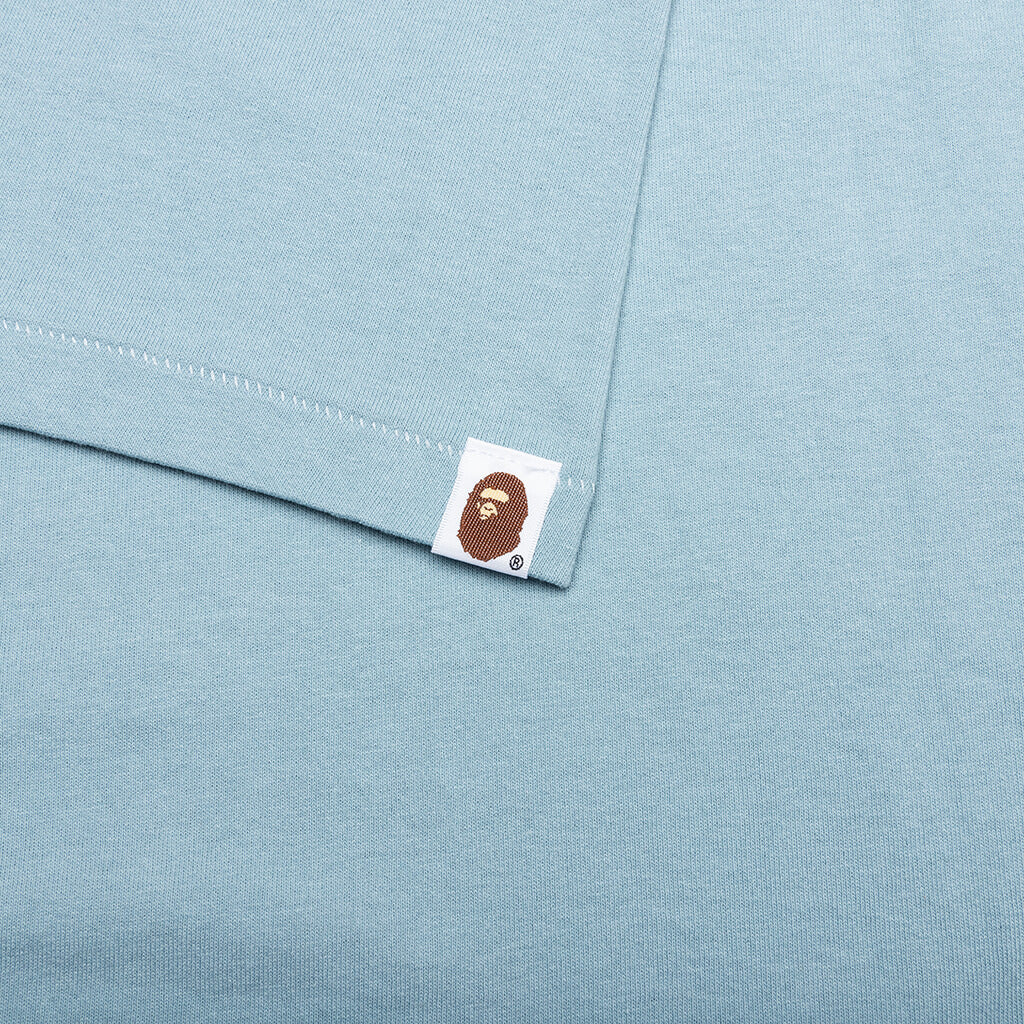 A BATHING APE Colors Shark Ponr Tee - Sax