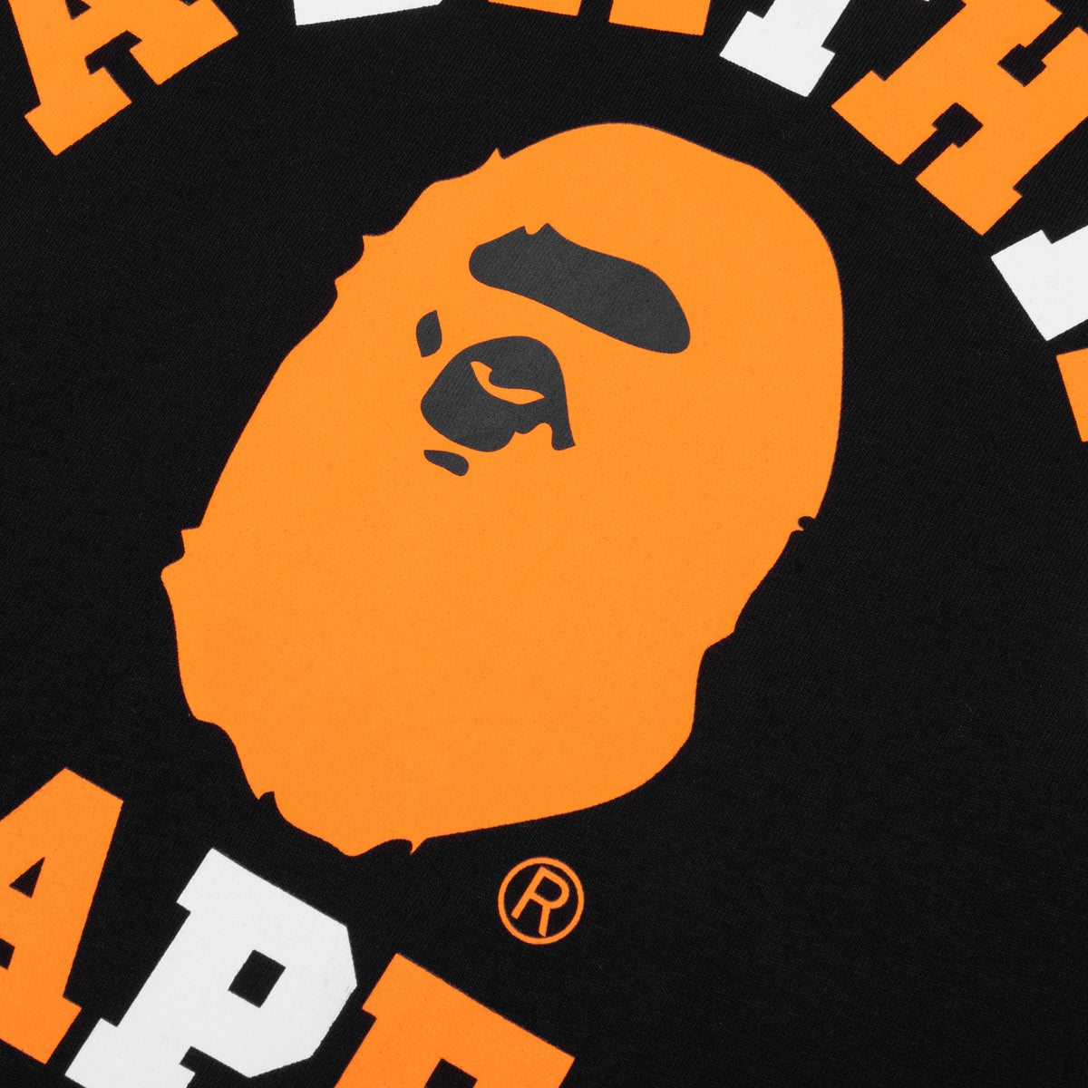 A BATHING APE Feature x Bape College Relaxed Fit Tee - Black