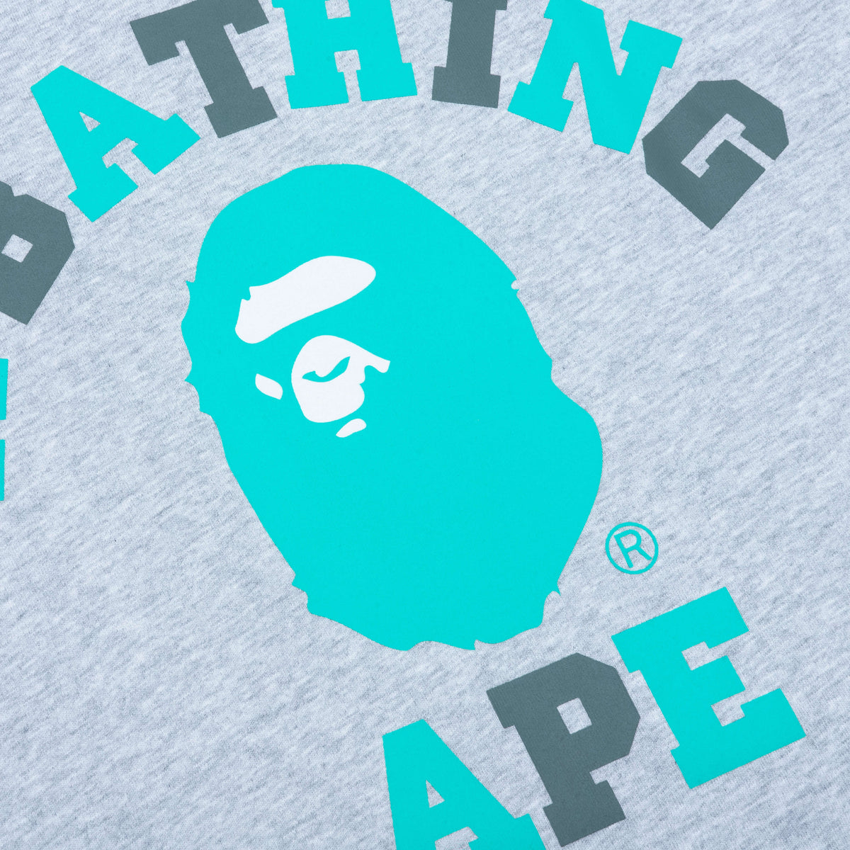 A BATHING APE Feature x Bape College Relaxed Fit Tee - Gray