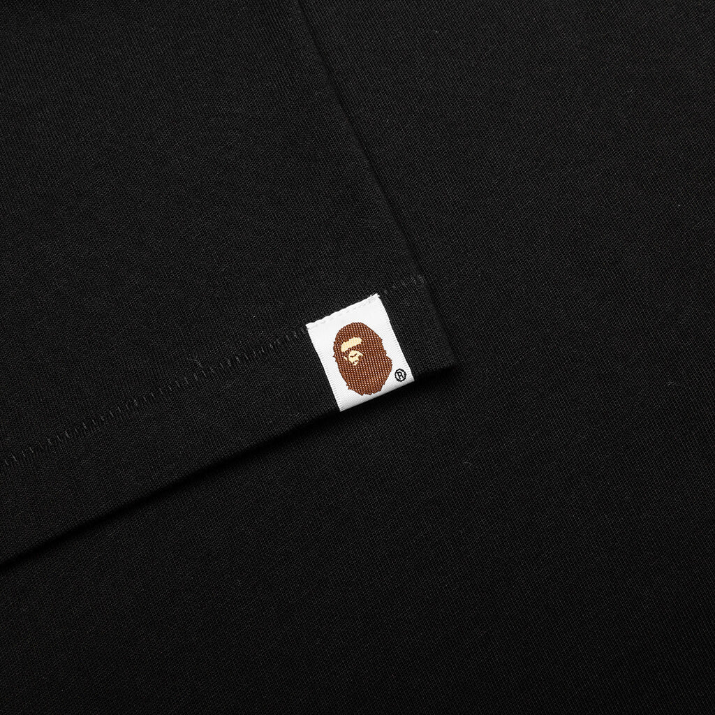 A BATHING APE Logo Relaxed Fit Tee - Black